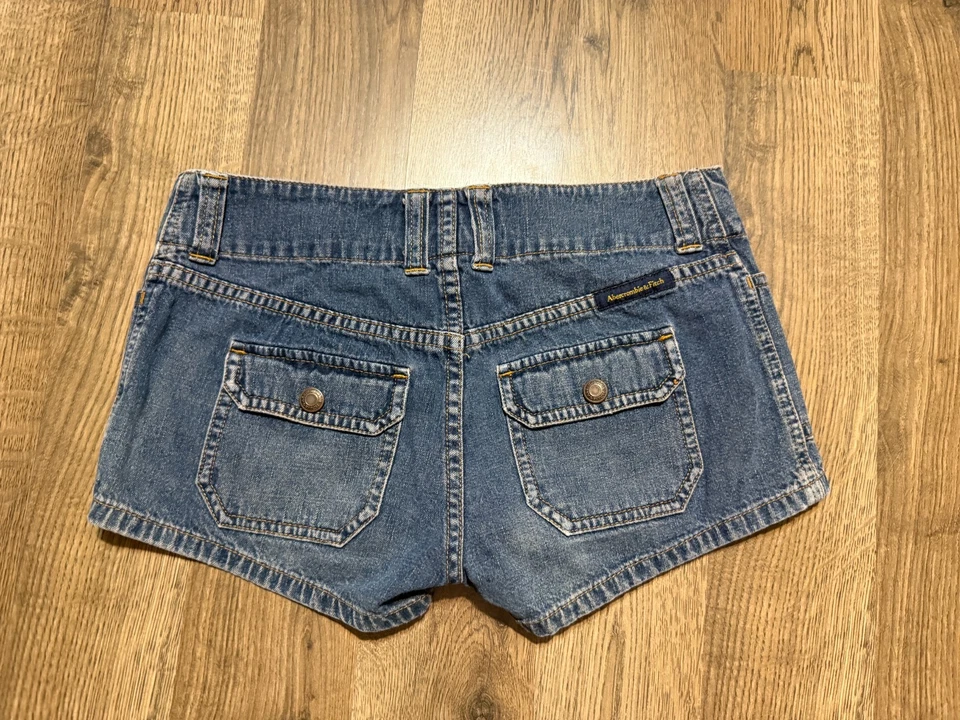 Pantalones Cortos Abercrombie & Fitch, Para Mujer Talla 00, Azul, Denim, Informales, Tiro Bajo Foto 2 de 4