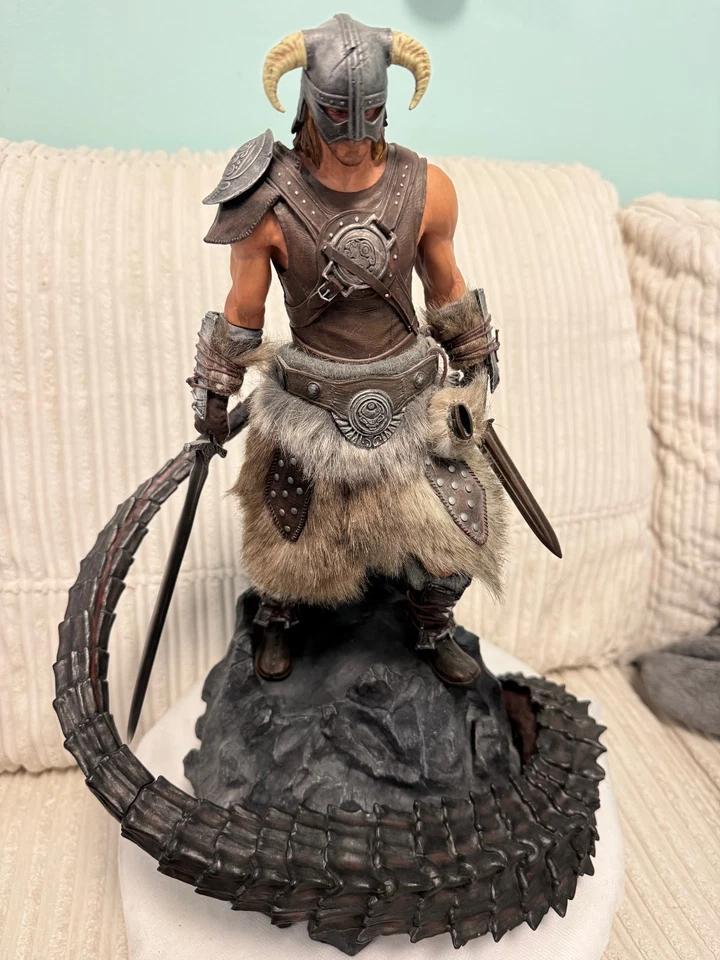 Cabezas de juego - The Elder Scrolls V Skyrim - Estatua Dragonborn - 819 / 1000 - Imagen 3 de 4