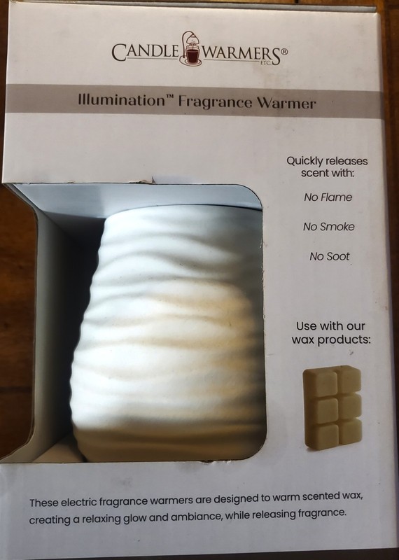 Candle Warmers Etc. Illumination Harmony White Ceramic Plug-In Wax Warmer