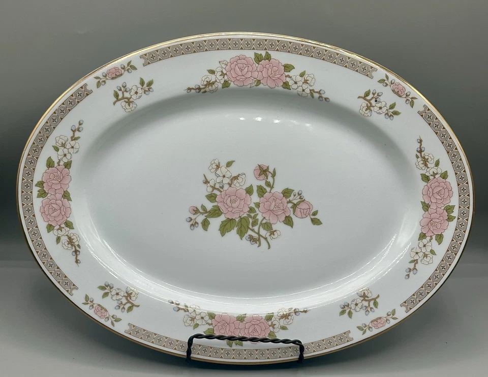 White JADE China/Fairfield China Floral Mist 4 Dinner Plates 1 Platter 3 Saucers - Image 3 of 4