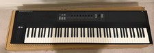 Native Instruments Komplete Kontrol S88 MIDI Keyboard Controller NI