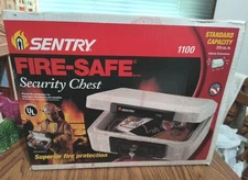Sentry 1100 Portable Fire Safe Security Box Chest Lockbox w/ Keys Brand New