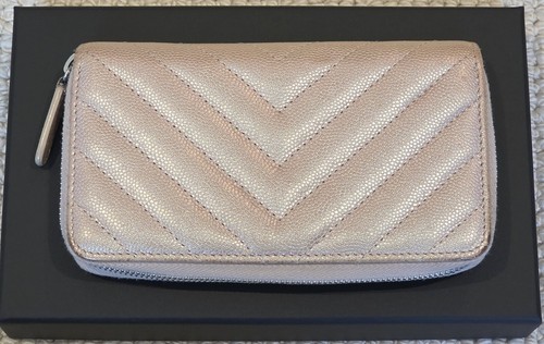 Chanel 17B Rose Gold Classic Zip Wallet - Picture 3 of 10