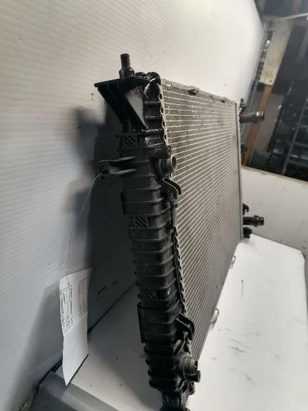 Radiador VIN Fp 7º y 8º dígito turbo centro compatible con 09-17 AUDI Q5 1306002 Foto 3 de 4