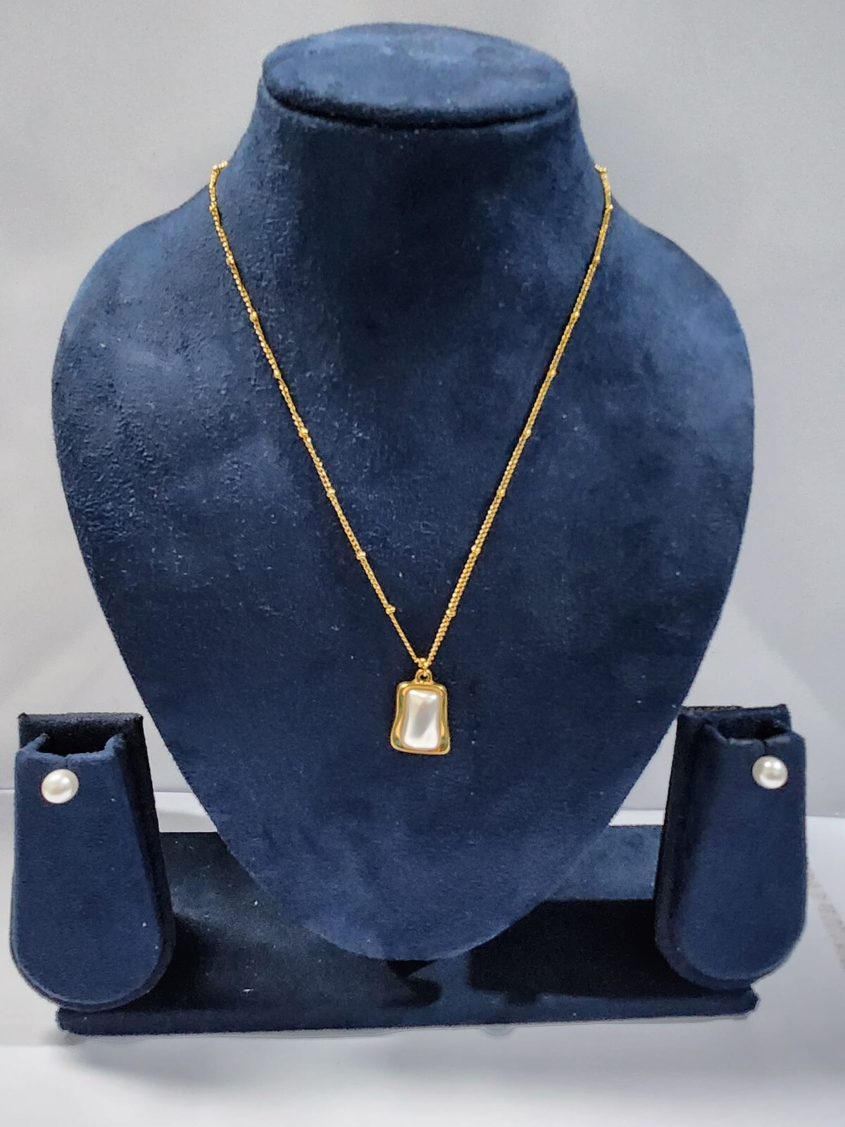 18k Gold Plated Mother of Pearl Necklace Set 3PC Tarnish Free UK Seller-image