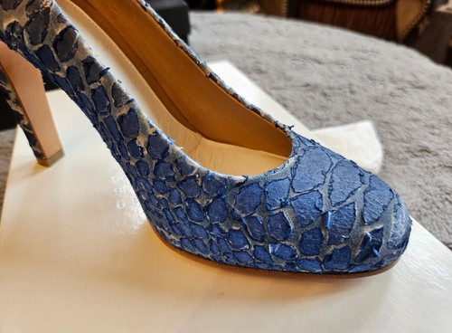 $1.4K MAISON MARGIELA Blue Snake Distressed Look Pumps, size 40 IT, fits US 9 - Picture 5 of 22
