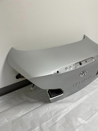 09 - 13 INFINITI G37X SEDAN TRUNK LID ASSEMBLY OEM SILVER - Picture 2 of 14