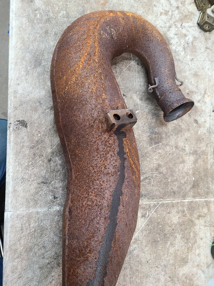 Tubo de escape intermedio Yamaha 1998 XTC 500 8CR-14620-01-00 RW4483 Foto 2 de 3