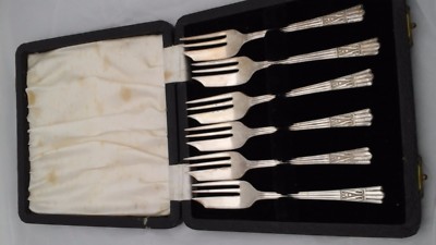 Yeoman Plate EPNS MADE IN ENGLAND NUMBERED Boxed 6 Dessert Forks