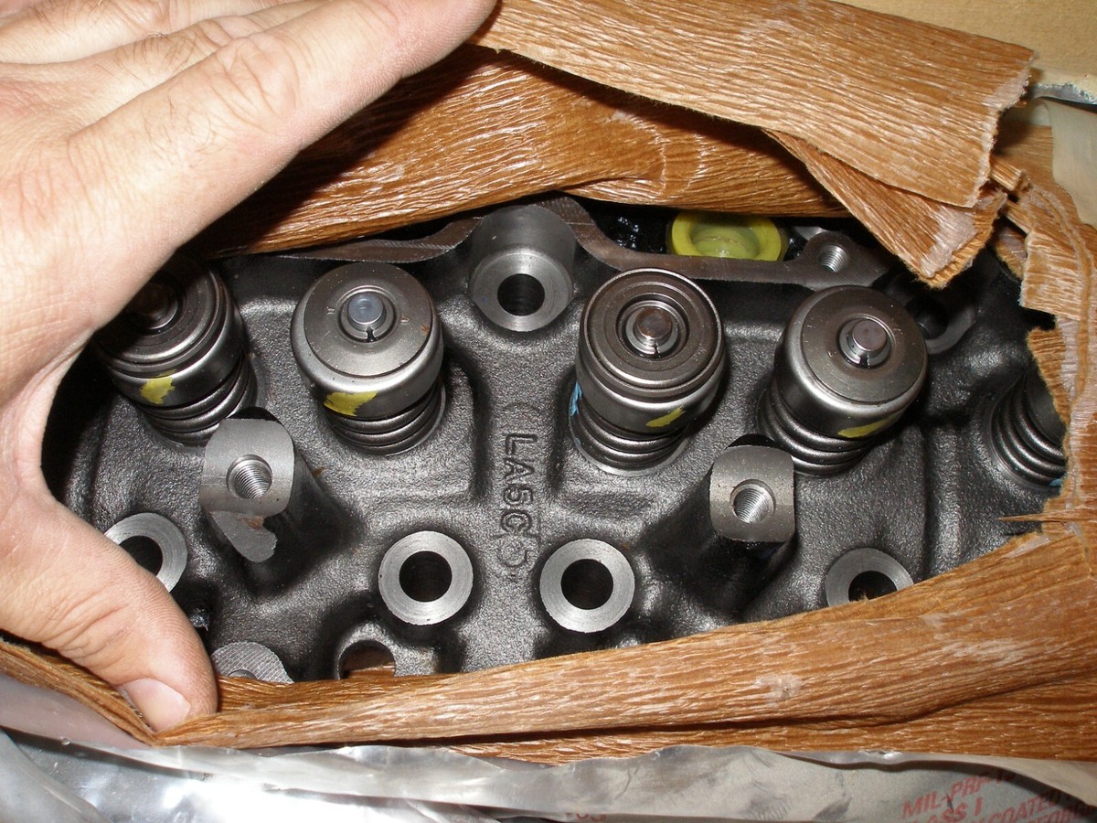 AM General 5742094 Engine Cylinder Head 6.2L, HMMWV Hummer H1 M998 