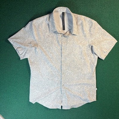 Size M Mens - Lululemon Airing Easy Short Sleeve Button Up Shirt Gray Pattern