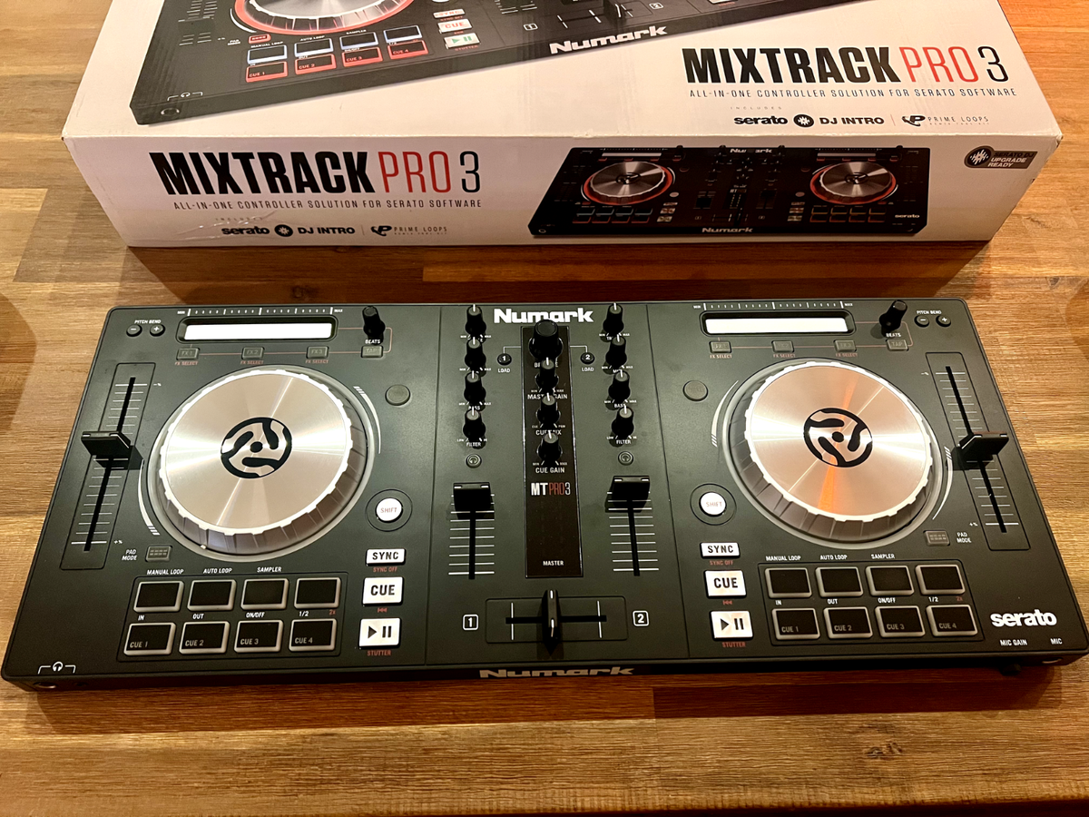 DJ機材 Numark MIXTRACK PRO 3 Mixtrack Pro 3 | Numark