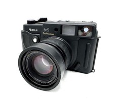 N MINT Fuji Fujifilm GW690 III Fujinon 90mm f/3.5 Medium Format Camera JAPAN