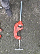 Ridgid 32880 Model 44-S Heavy-Duty 4-Wheel Pipe Cutter, 2-1/2" - 4" Capacity