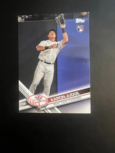 2017 Topps - Aaron Judge #287 Yankees MVP Fielding (RC) EX condition!