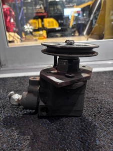 Caterpillar 3208 Power Steering Pump 17394