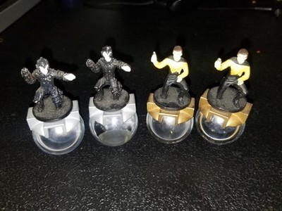 Franklin Mint Star Trek Next Generation Chess Pieces 2x Security Officer 2x Borg