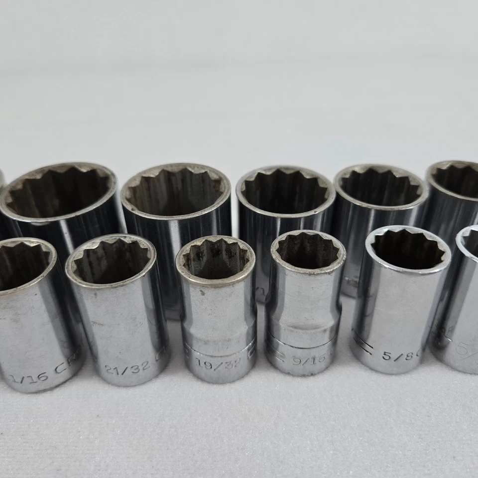 Craftsman 1/2" Drive V-Series SAE 12pt Socket Set 17 pc w/Univ Joint USA Vintage - Image 3 of 4