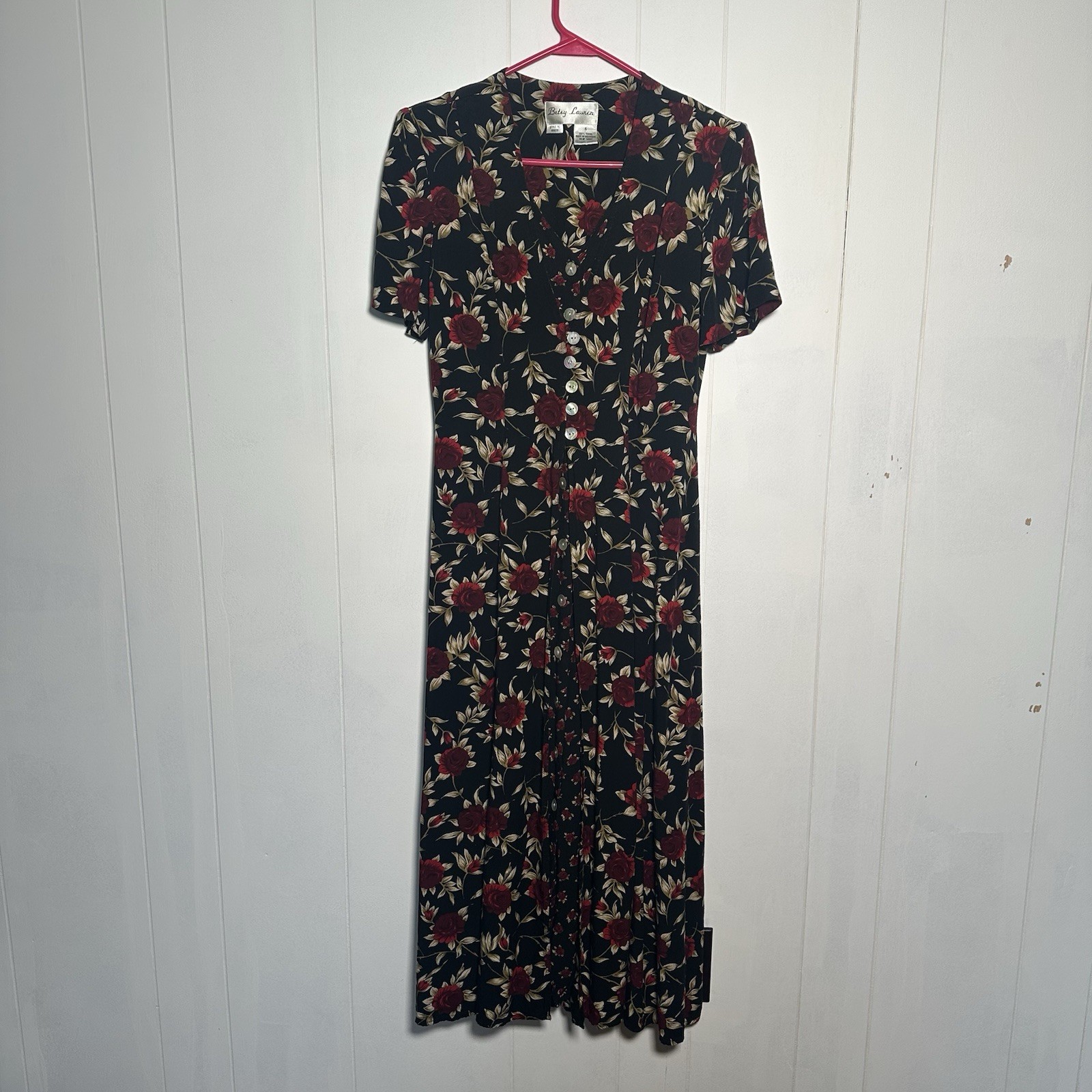 Vintage Betsy Lauren Women’s Size 6 Black Red Floral Button Front Maxi Dress