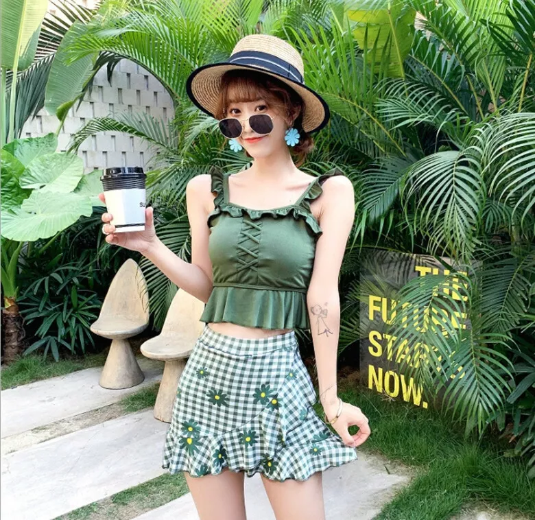 Korean Women Two-Piece Elastic Swimsuit Pleated Sun-top Flower Plaid Swim  Skirt