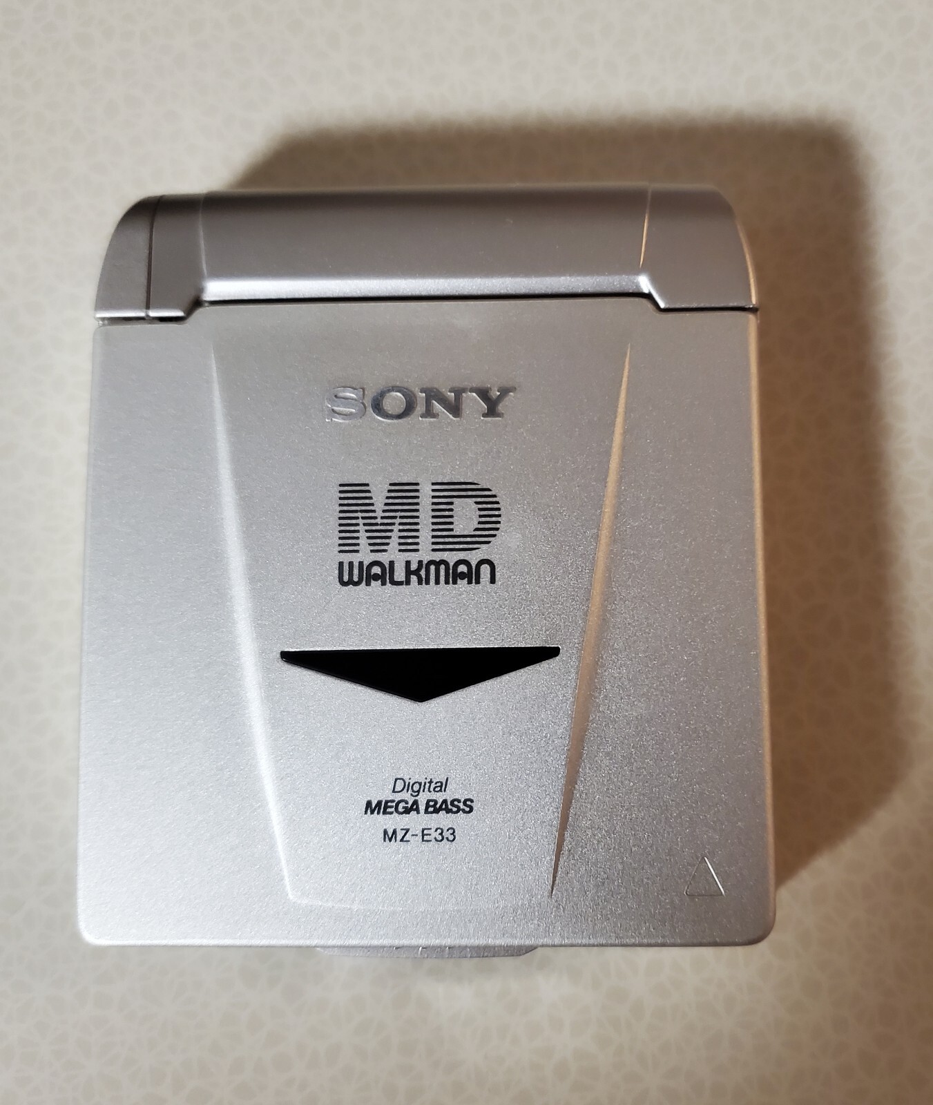 SONY MZE33 MD WALKMAN Minidisc Player + Remote, Instructions & Bag