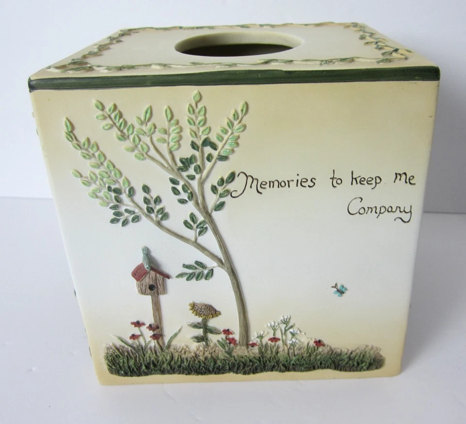 Cubierta de caja de pañuelos Linda Spivey 2003 Outhouse pintada a mano decoración de cabina vintage Y2K Foto 4 de 4