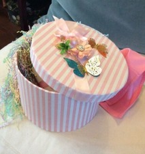 Round Striped Wedding/Gift Boxes - Pink