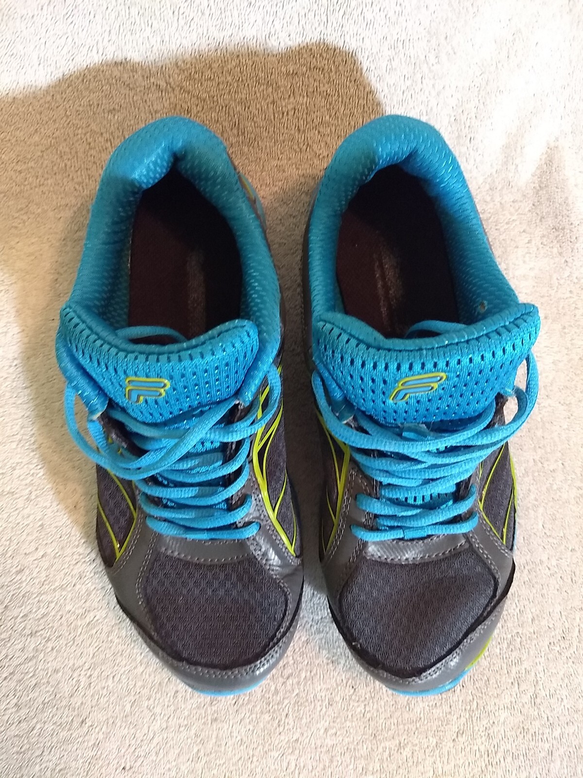 FILA (WMNS) Hyper Split CoolMax Gray Running Shoe… - image 4