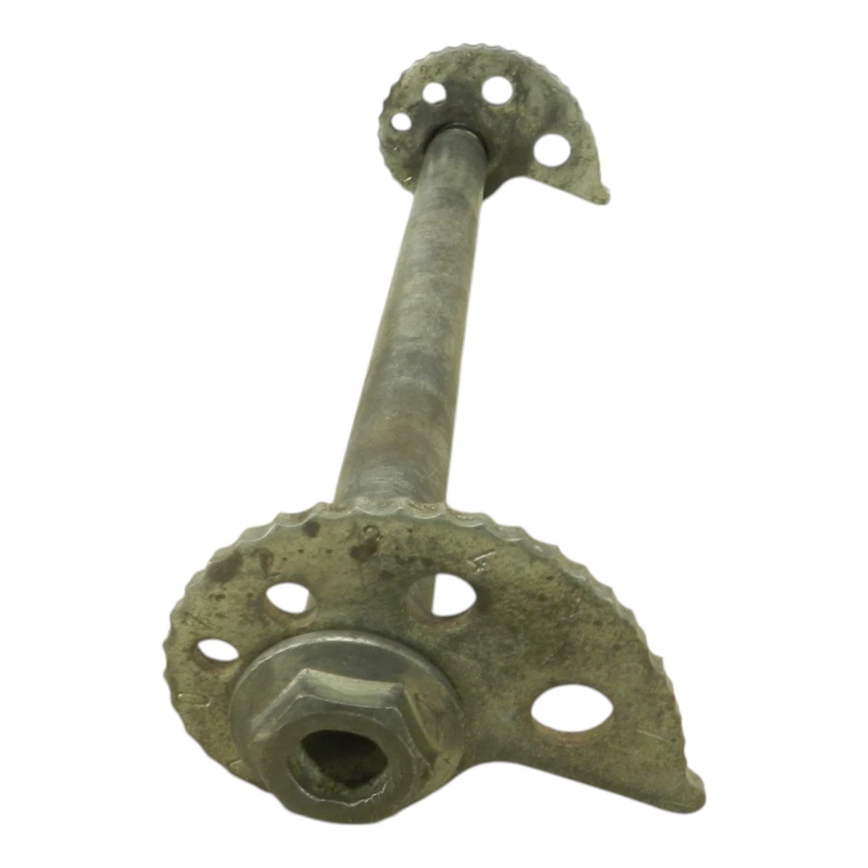 1993 SUZUKI DR250SE REAR WHEEL AXLE BOLT 64711-15D50 - Image 4 of 4