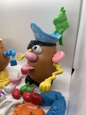 アメコミ Hasbro - HASBRO POTATO HEAD CLASSIC PIRATE SUID2 Kid Stuff Mr Potato Head Silly Spuds Pirate - 11 Pieces