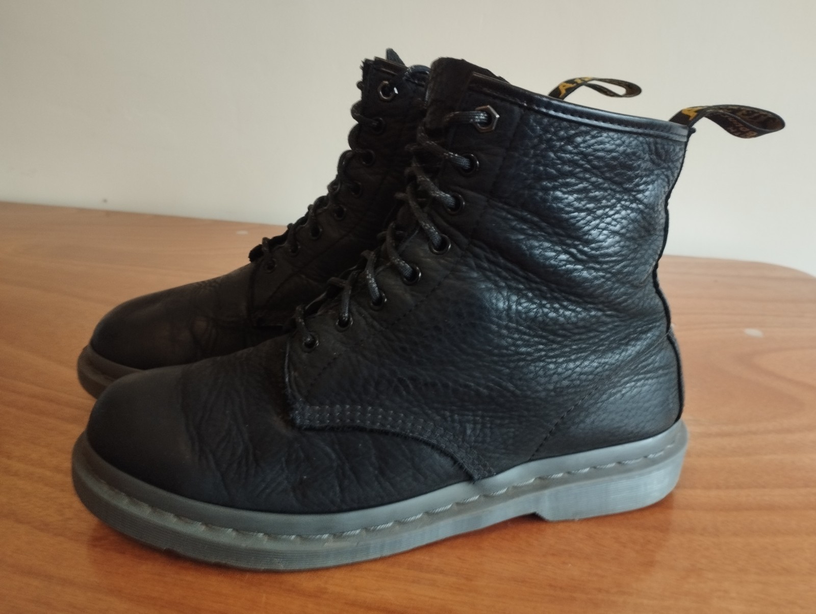 Men's Dr Martens Leather Boots UK Size 10/10.5 - Great Condition! image 5