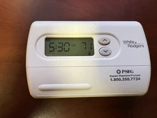 White Rogers 7 Day Programmable Thermostat 1F87-361 Tested And Working