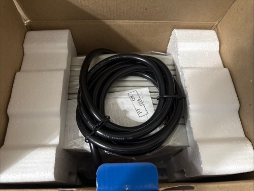 APC Automatic Voltage Regulator | LE1200 | Line-R 1200VA - Picture 5 of 8