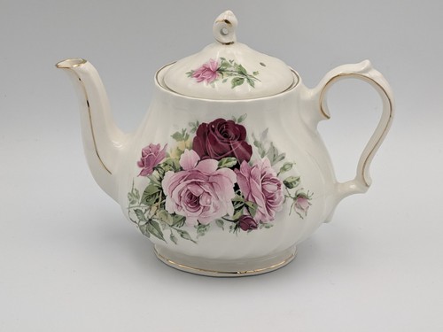 Sadler Teapot, Swirl Ribbed, Rose Floral, Ceramic, Pattern 4269, Made In England