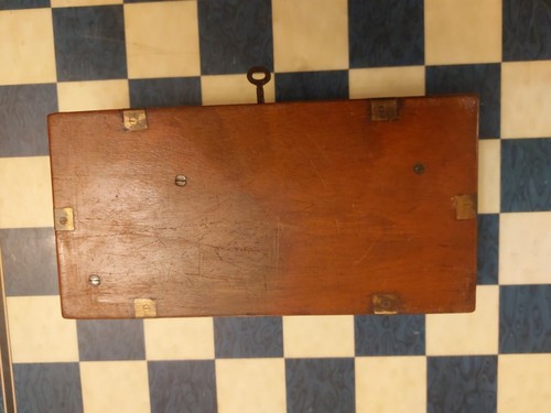 Antique Ferris & Co Bristol Field Surgeon Medical Kit in Brass Bound Wooden Box* - Picture 10 of 10