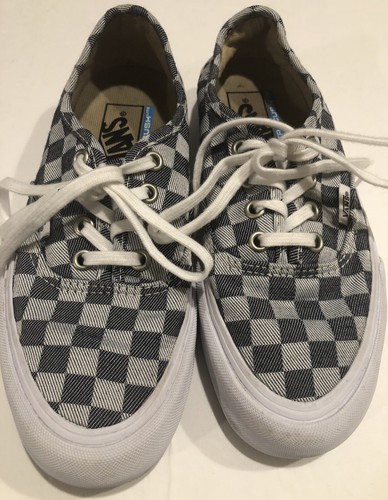 ultracush checkered vans