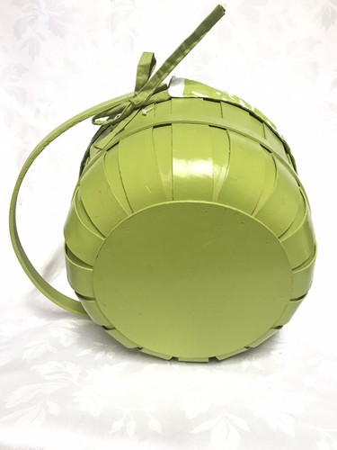 Easter Basket Woven Green Liner Spring Basket - Picture 7 of 7