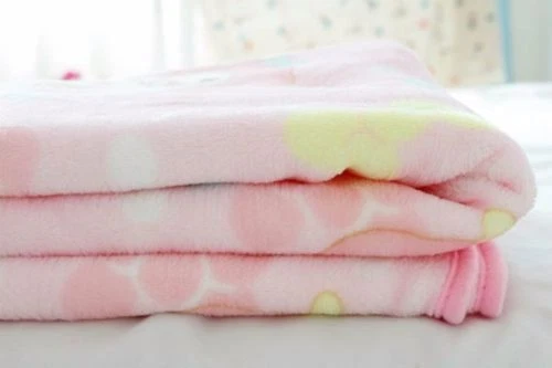 Girl Cute My Melody Pink Soft Warm Flannel Blanket Throw Plush Rug Bedding Gift  - Image 3 of 4