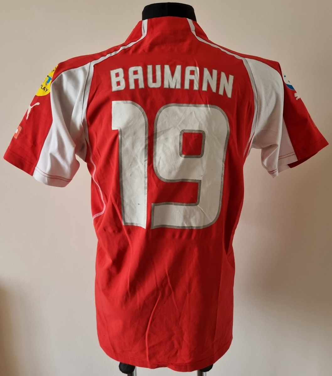 Switzerland 2004 - 2006 Home football Puma shirt #19 Baumann | eBay