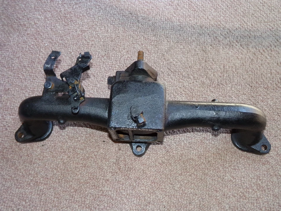 Coletor de admissão 1935 Plymouth 601418-2 fabricante de equipamento original - Imagem 4 de 4