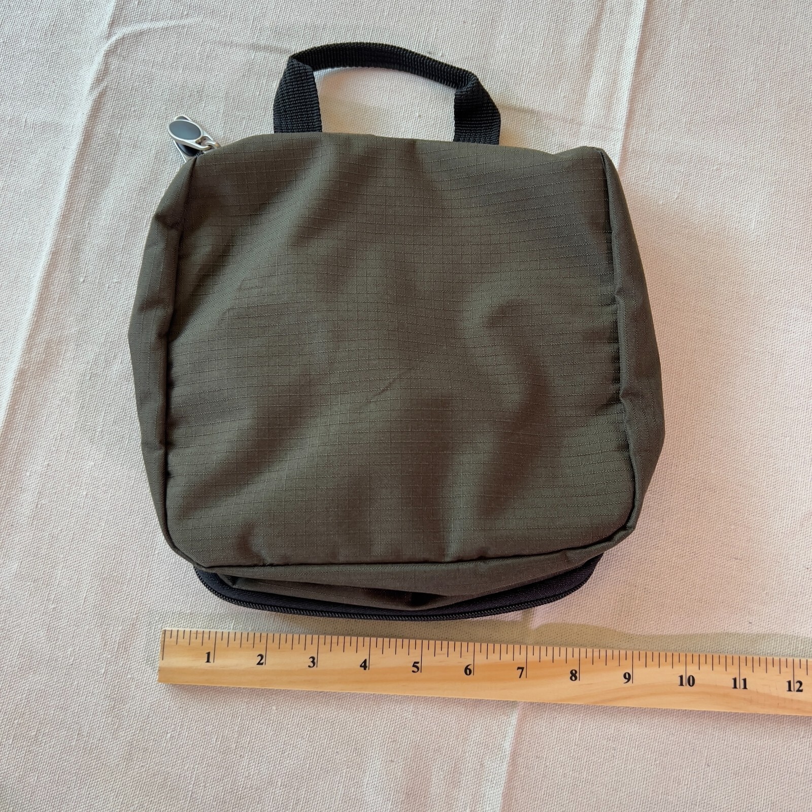 Eddie Bauer Toiletry Carrying Case Hanging Travel Bag Luggage Storage Vintage