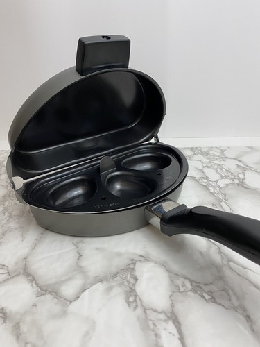 Sartén dividida Nordic Ware plegable para tortillas y cazador furtivo de huevos extraíble hecha en EE. UU. - Imagen 14 de 20