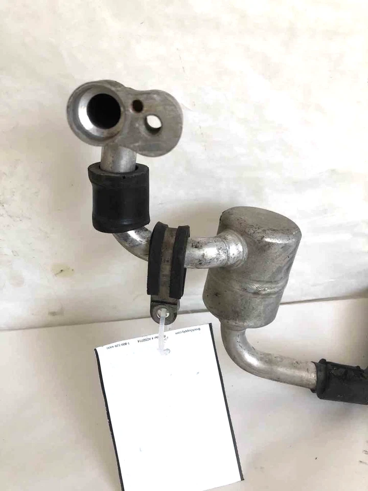 Volkswagen Beetle 2000 aire acondicionado manguera de alta presión usada Foto 2 de 4