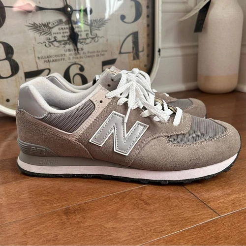 New Balance 574 Classic Sneakers - Light Gray / Tan - Men’s 10.5 Suede Shoes EUC