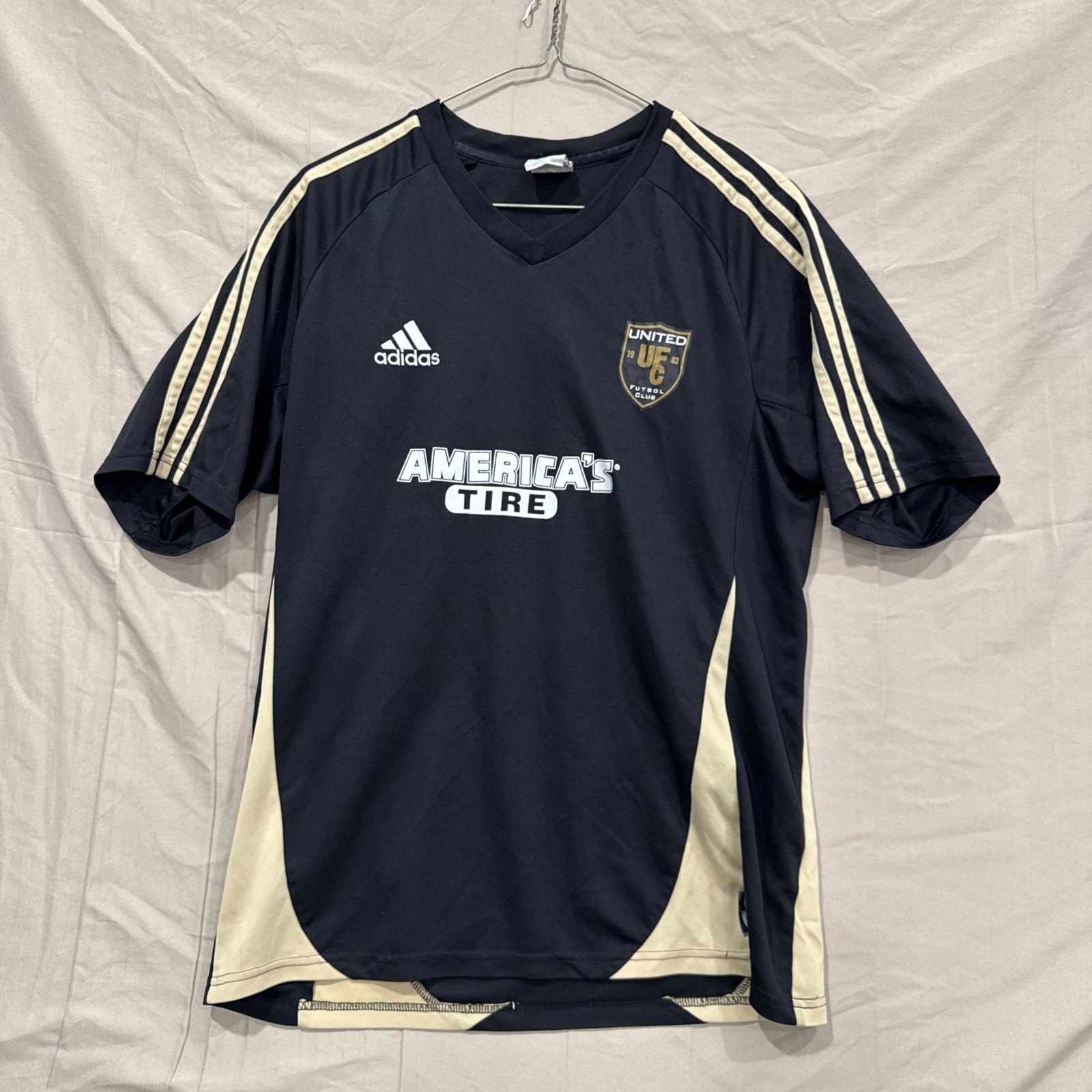 Vintage Adidas United Futbol Club Soccer Jersey Size Large Black Gold Y2K Rare