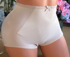 Olga WONDERWEAR Medium Ivory Tummy Toner Shaping Brief Style 407 VINTAGE
