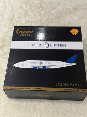 Gemini Jets 1:200 Boeing 747LCF Dreamlifter N747BC G2BOE723 Flaps Down
