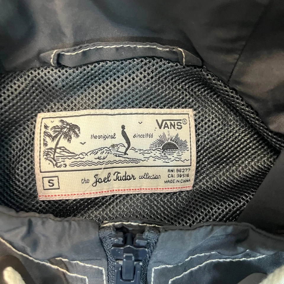 Vans Jacket Men's S Windbreaker Joel Tudor Collection Full Zip Hooded Gray Pkt - Image 2 of 4