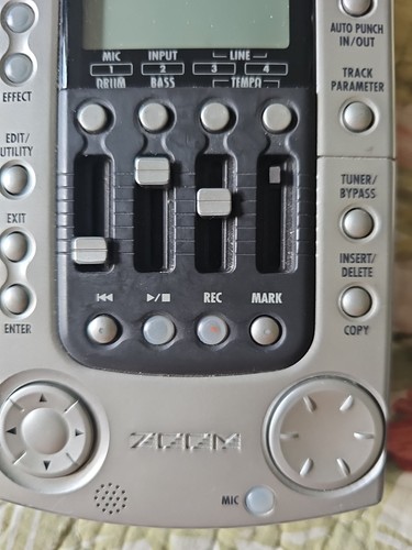 ZOOM PS-04 Palmtop Studio Multi-track Recorder Works Fine, Missing Slider Knob - Picture 14 of 14