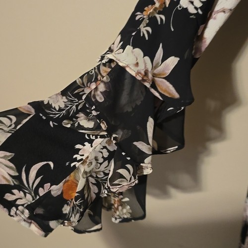 Cato schwarzes Minikleid mit Blumenmuster und Rüschenärmeln Damen Größe M - Bild 2 von 4